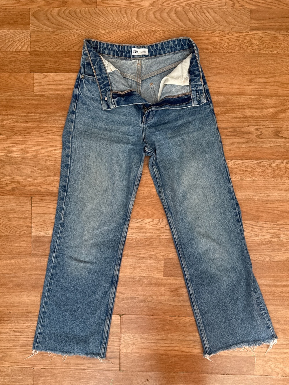 Zara Men’s Mid Blue Straight Jeans